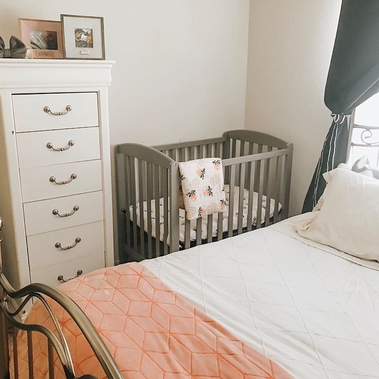 Mymillennialmotherhood