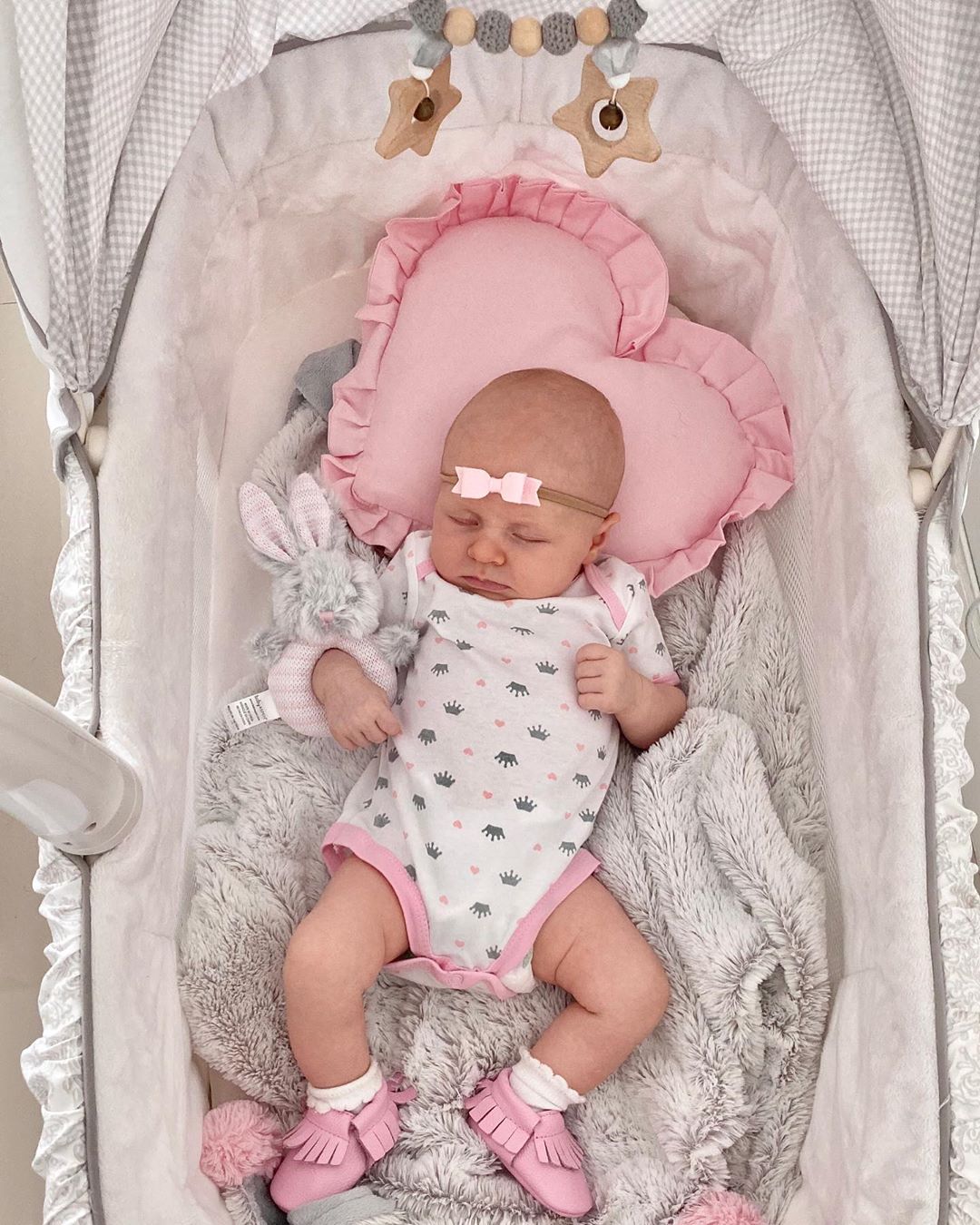 Saracozzaniofficial1+(2)