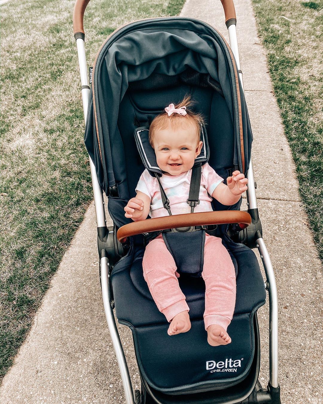 Revolve Reversible Stroller Delta Children