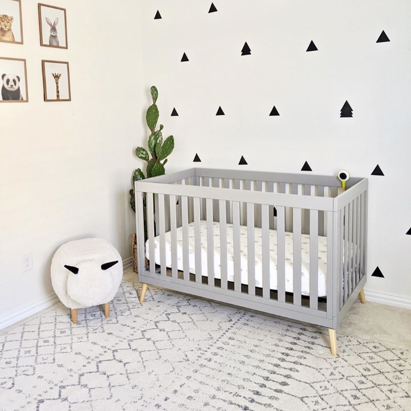 Essex 4in1 Convertible Crib Delta Children