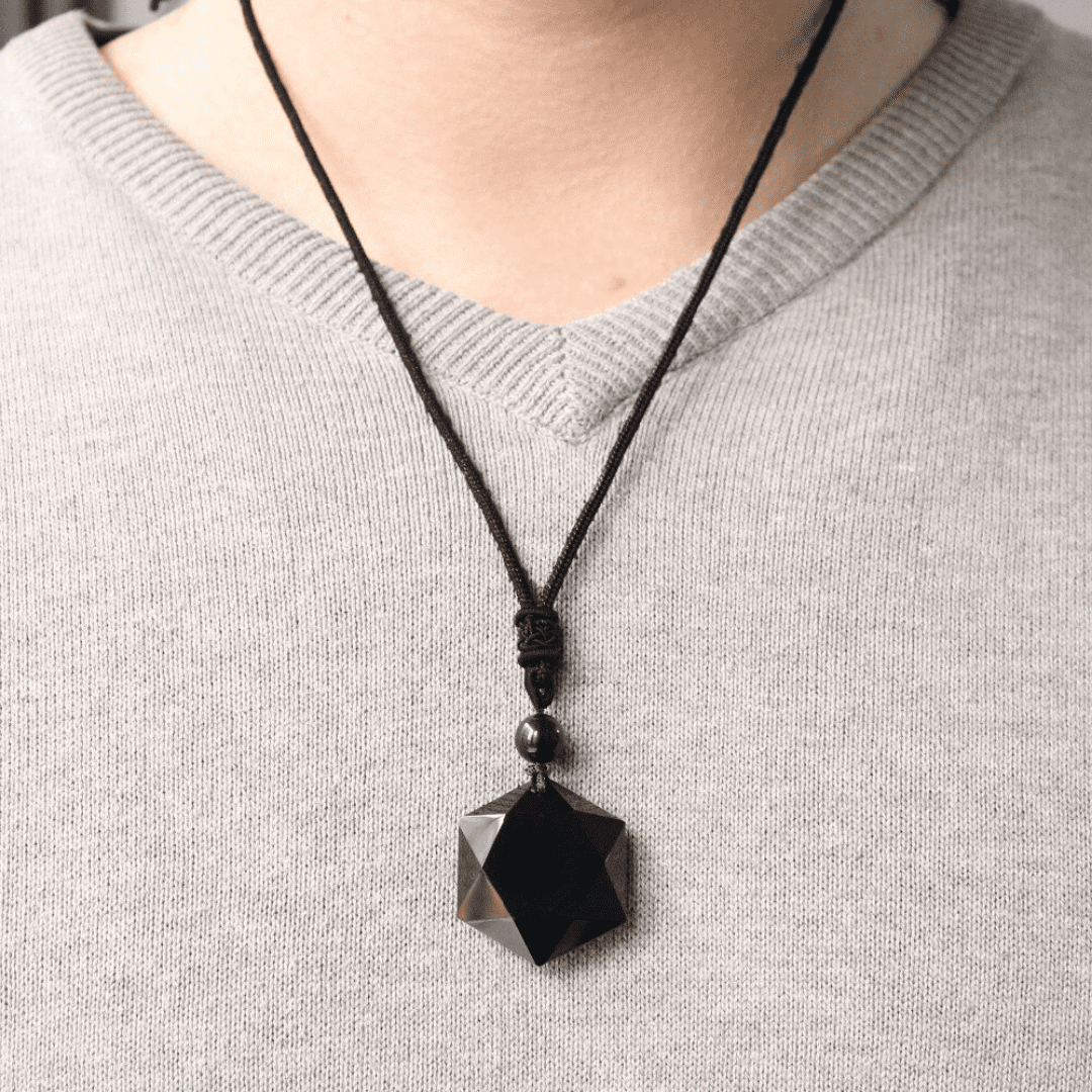 Colar em Obsidiana Negra - "Quantum Gem" - Proteção e Equilíbrio Emocional Colar em Obsidiana Negra - "Quantum Gem" - Proteção e Equilíbrio Emocional