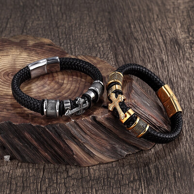 Pulseira com detalhes em Aço Inoxidáveç Pulseira com detalhes em Aço Inoxidáveç