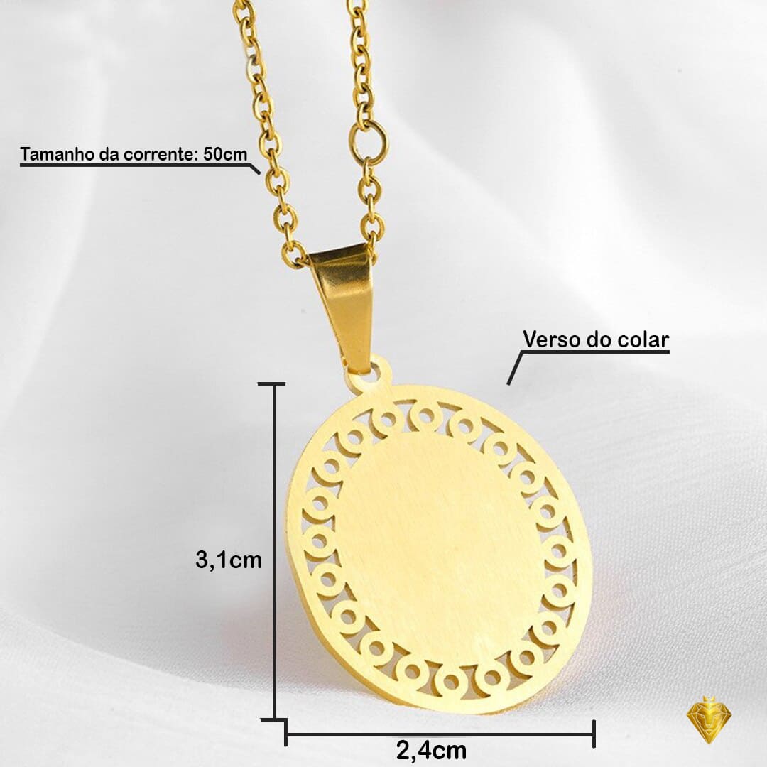 Colar Ensinamentos do Rei – Oração Pai Nosso em Aço Inoxidável; Banho Ouro – Colar Feminino; Acessório Religioso. Colar Ensinamentos do Rei – Oração Pai Nosso em Aço Inoxidável; Banho Ouro – Colar Feminino; Acessório Religioso.