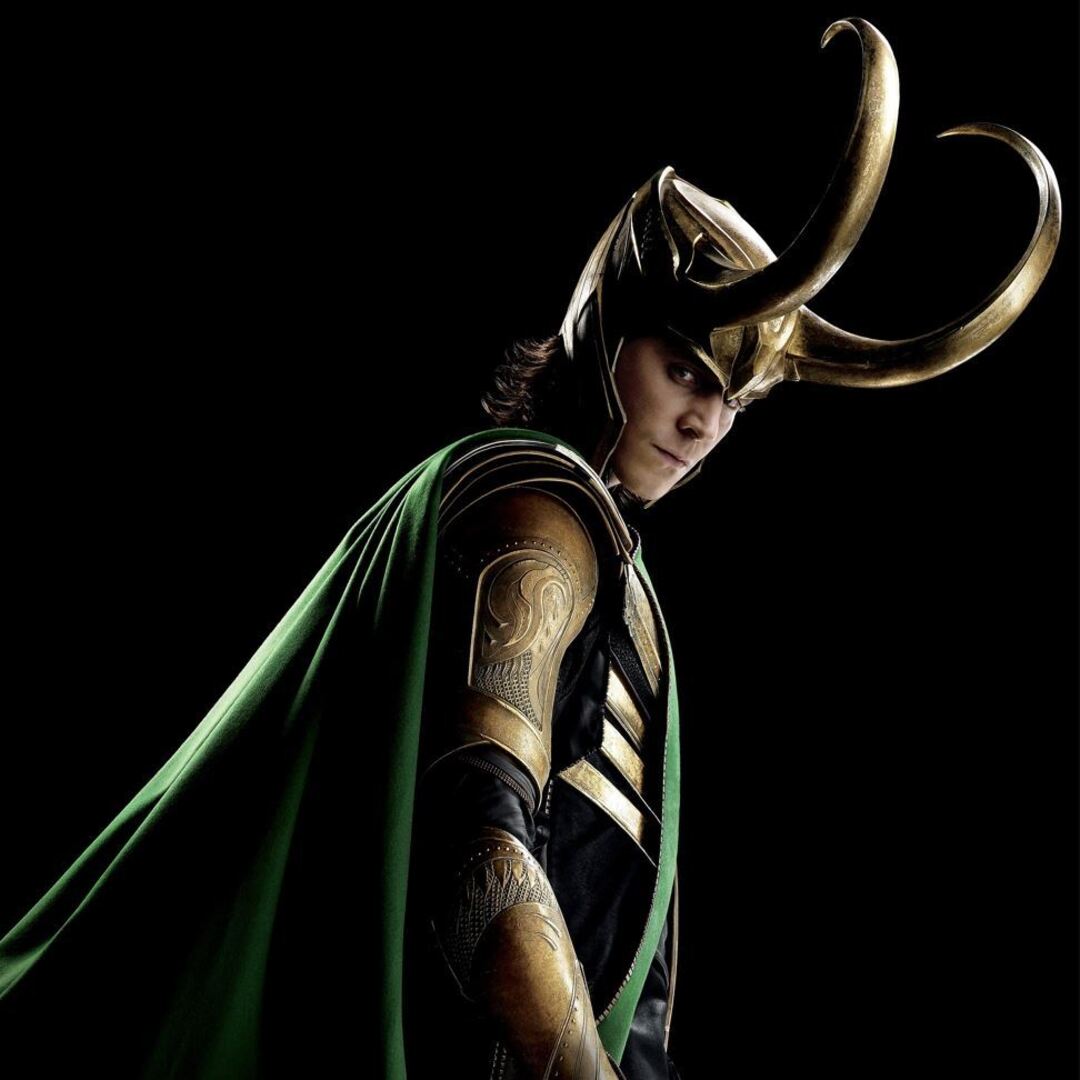 Anel Feminino Loki; Conjunto de anéis; Anel de zircônia; Loki Laufeyson; Tom Hiddleston. Anel Feminino Loki; Conjunto de anéis; Anel de zircônia; Loki Laufeyson; Tom Hiddleston.