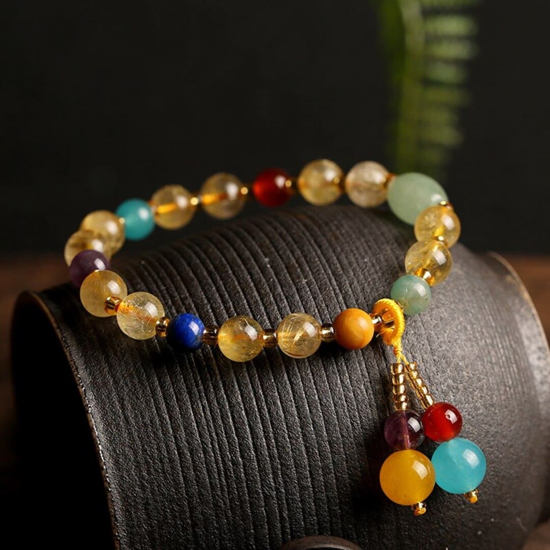 Pulseira Terapêutica em Pedras Naturais – Aura; Pedras Naturais Terapêuticas; Quartzo rutilado; Ágata Vermelha; Lápis-lazúli; Ametista; Jade; Amazonita; Reiki; Meditação. Pulseira Terapêutica em Pedras Naturais – Aura; Pedras Naturais Terapêuticas; Quartzo rutilado; Ágata Vermelha; Lápis-lazúli; Ametista; Jade; Amazonita; Reiki; Meditação.