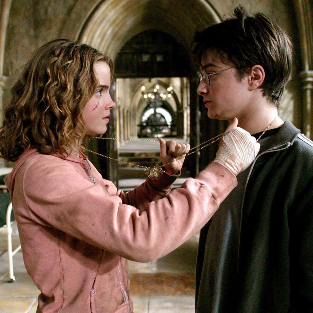 colar vira tempo, vira tempo harry potter, harry potter, potterhead, pottermaníaco, hogwarts, relíquias da morte, sonserina, corvinal, lufa lufa, griffinória, voldemort, dumbledore, hermione